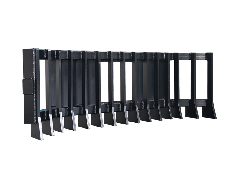 Den tunge skidstypen Push Stick Rake - din partner for effektiv landrydding