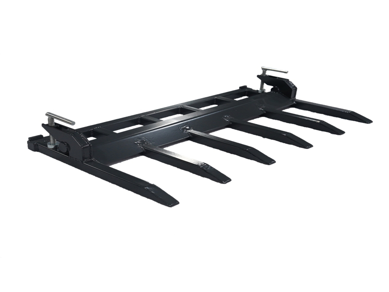 Traktorens gafler tilknytning for bøtte - ditt hemmelige våpen for uanstrengt rengjøring av rusk